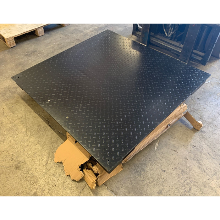 Refurbished Industrial Platform Scale, 36” x 36” Size, Perfect for Warehouse Use and More!