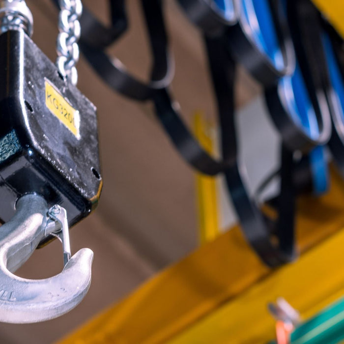 Heavy-duty crane scale for industrial applications.
