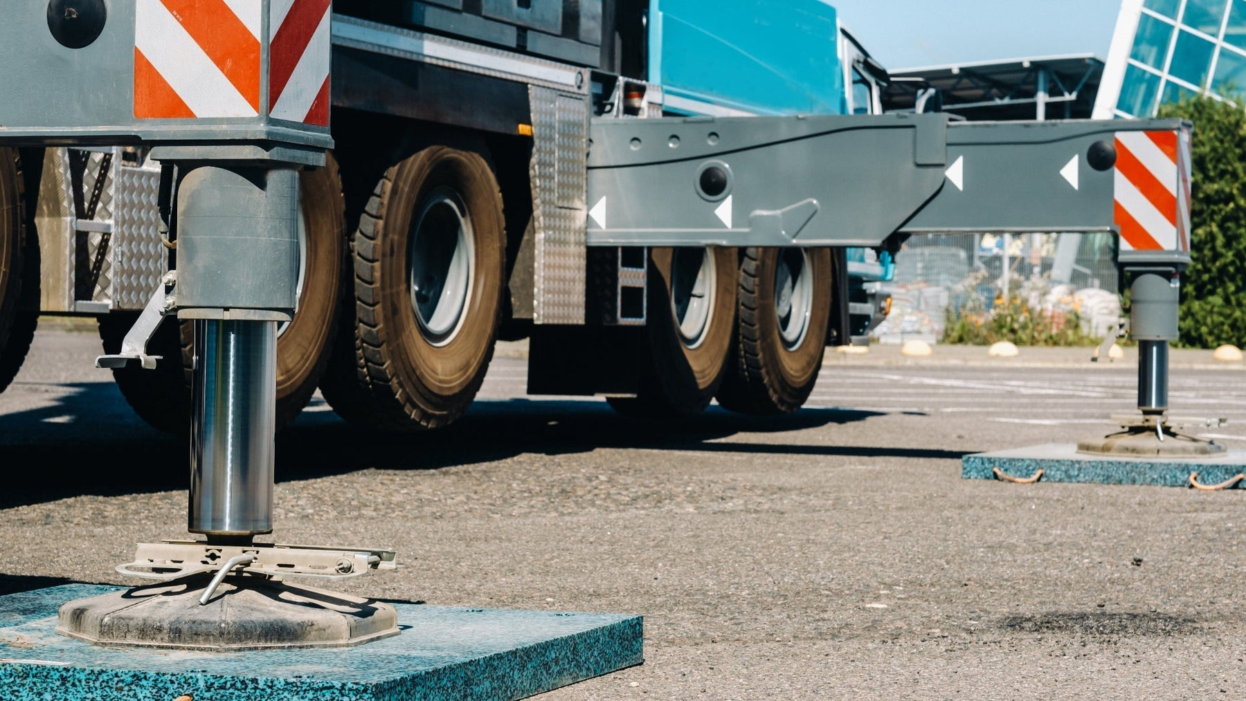 Truck Scales vs Portable Truck Axle Scales: Which One Fits Your Operation?