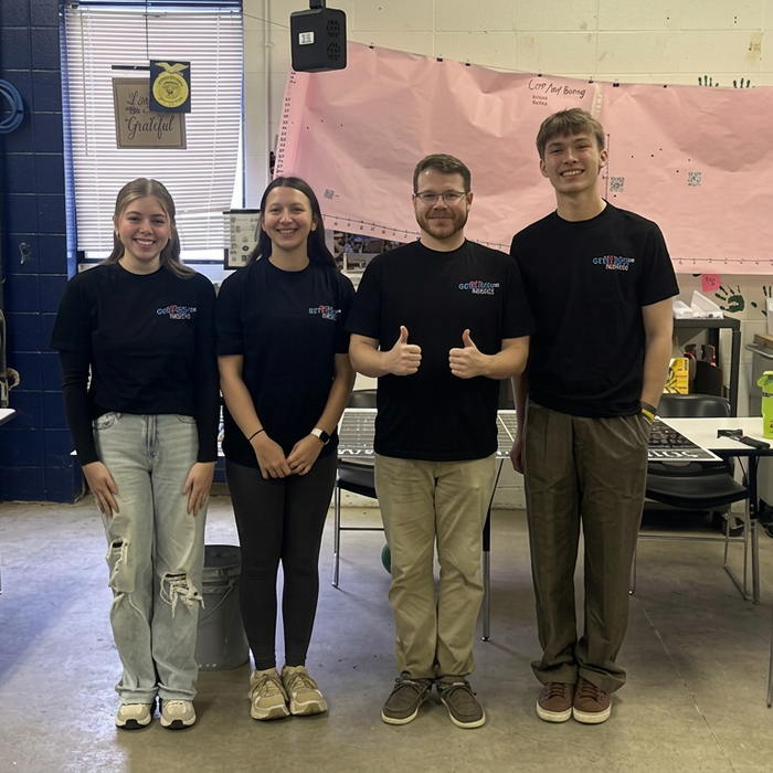 SellEton Scales and Farm & Ranch Connection Partner for Iowa Ag Expo Raffle — SL-920 Veterinary Scale Awarded to Southeast Warren FFA
