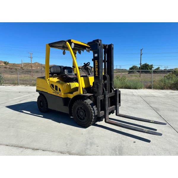 2015 Hyster H80FT Forklift – 8,000 lb Capacity | Like New Condition