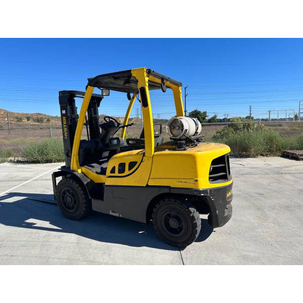 2015 Hyster H80FT Forklift – 8,000 lb Capacity | Like New Condition