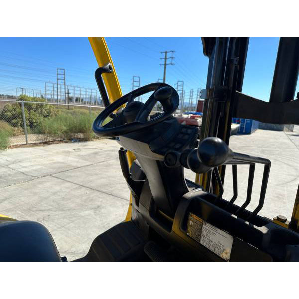 2015 Hyster H80FT Forklift – 8,000 lb Capacity | Like New Condition