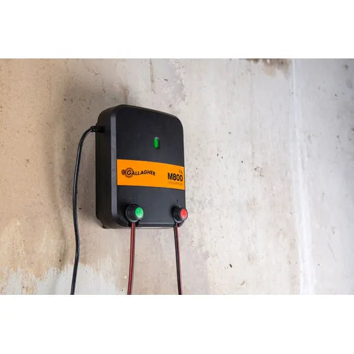 M800 Mains Fence Energizer