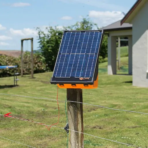 S200 Solar Fence Energizer