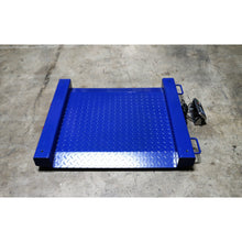 Load image into Gallery viewer, SL-917-38x33 Portable 5000 lb x 1 lb Drum Scale